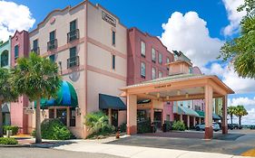 Hampton Inn & Suites Amelia Island-Historic Harbor Front