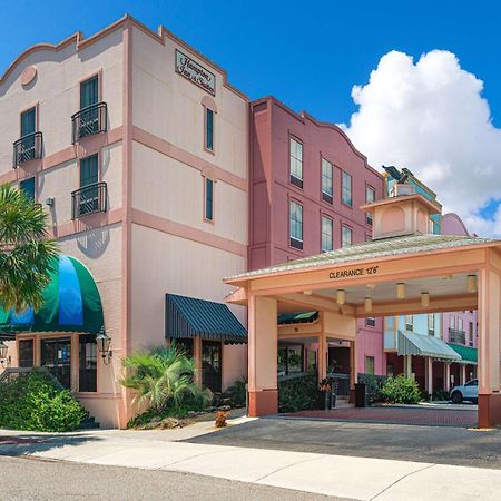 Hampton Inn & Suites Amelia Island-Historic Harbor Front Fernandina Beach Exterior photo